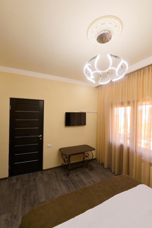 Karnel Hotel Sanain Exterior photo
